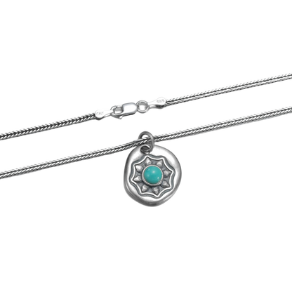 Close-up of the 925 sterling silver craftsmanship and secure clasp of the Tibetan necklace.